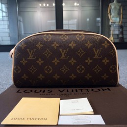 Replica Louis Vuitton King Size Toiletry Bag