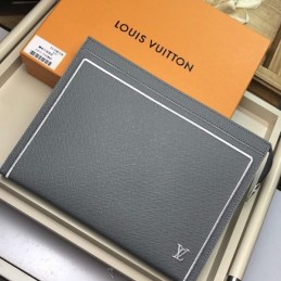 Replica Louis Vuitton Pochette Voyage MM